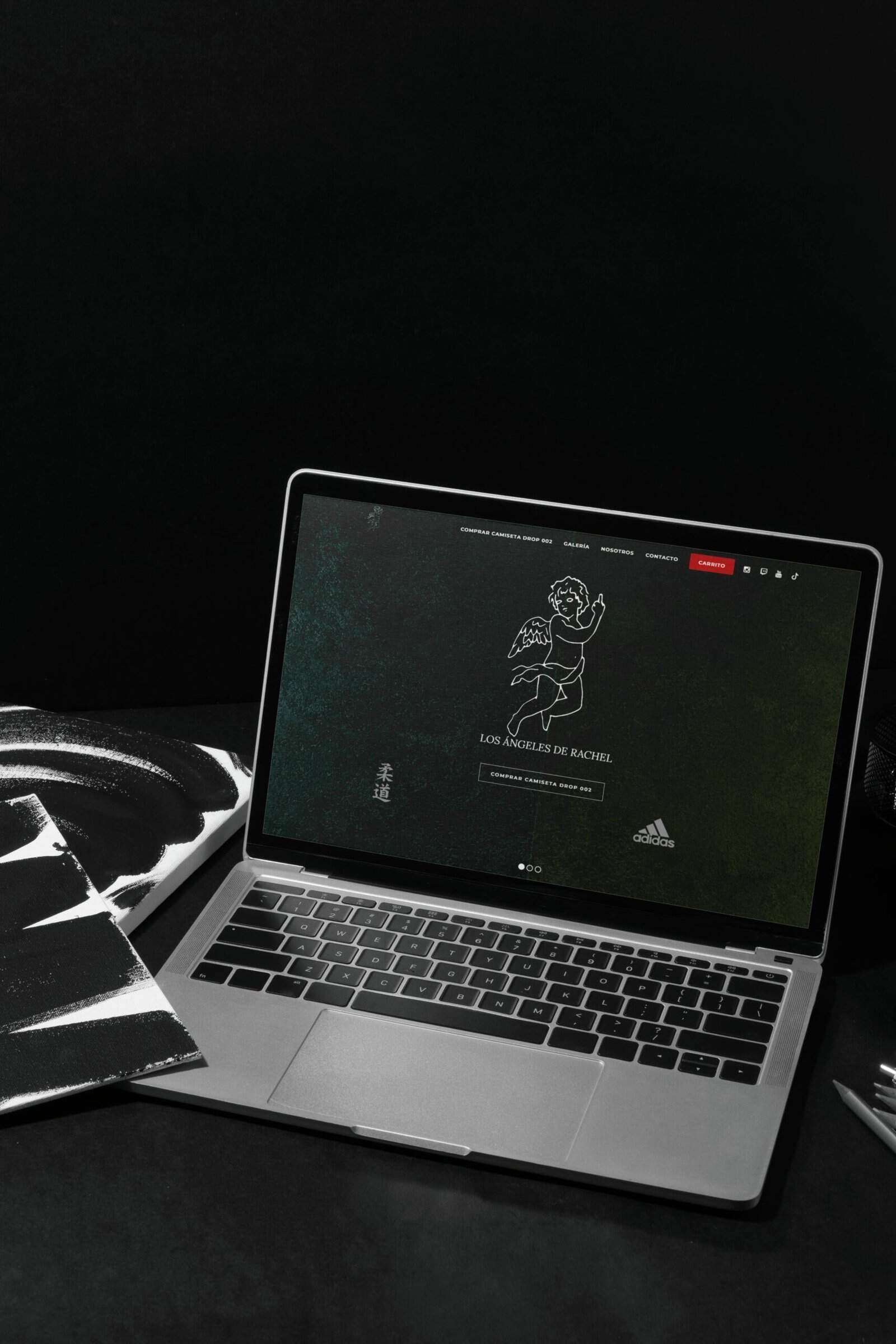 Mockup tienda online los angeles de rachel FineWebs